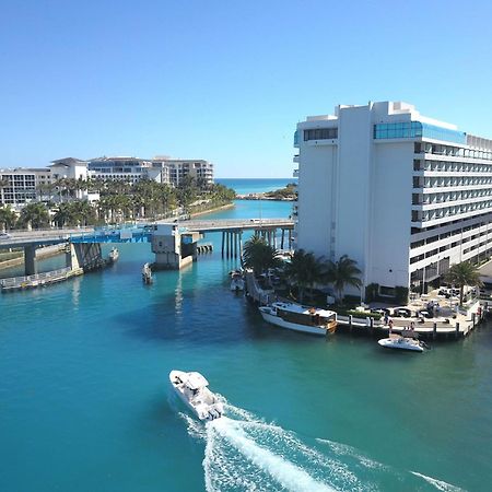 Waterstone Resort & Marina Boca Raton, Curio Collection By Hilton Dış mekan fotoğraf